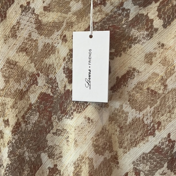 ❤️HOST PICK❤️NWT Lovers and friends skirt - Picture 4 of 9